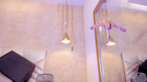 NiiaMoore online show from 01-18-25, 06:03