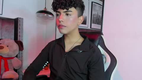 niick_twink online show from 09-15-25, 07:36