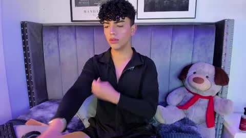 niick_twink online show from 10-08-25, 07:33