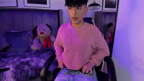 niick_twink online show from 10-13-25, 07:36