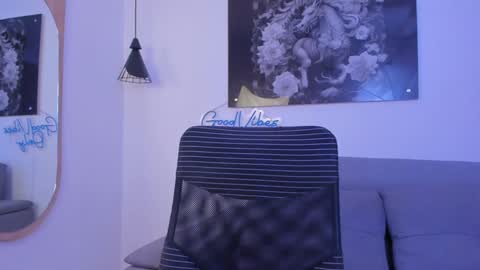 Niick online show from 12-22-24, 12:50