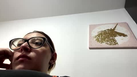 Snapshot of niickyjones chatting on 02-01-25, 01:09 Anni online show from 02-01-25, 01:09