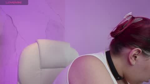 Anni online show from 11-25-25, 09:59