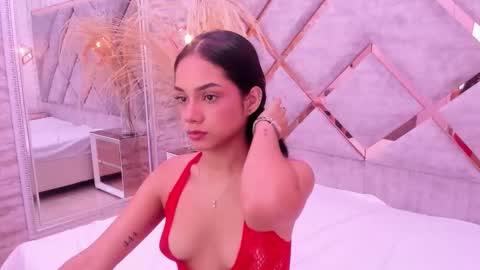 Nicole online show from 02-06-26, 11:57