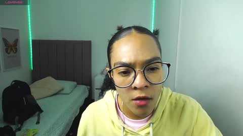 Snapshot of niina_lovee_ chatting on 12-02-24, 01:35 online show from 12-02-24, 01:35