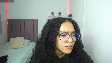 Snapshot of niina_lovee_ chatting on 12-09-24, 01:34 online show from 12-09-24, 01:34