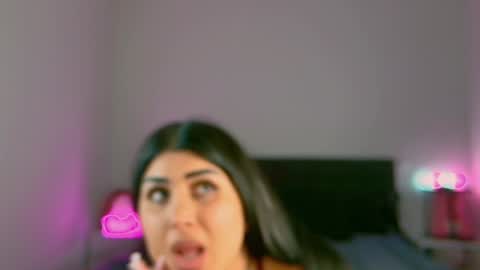 Snapshot of niinarosee1 chatting on 12-08-24, 02:18 Niinarosee online show from 12-08-24, 02:18