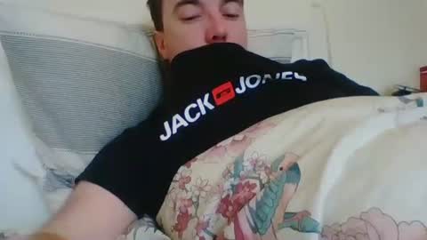 Snapshot of nijinsky11 chatting on 11-03-25, 10:38 Nijinsky11 online show from 11-03-25, 10:38