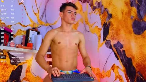 Snapshot of nijinsky_latinboy chatting on 10-23-25, 11:20 Nijinsky online show from 10-23-25, 11:20
