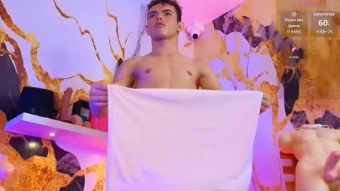 Snapshot of nijinsky_latinboy chatting on 11-26-25, 11:00 Nijinsky online show from 11-26-25, 11:00