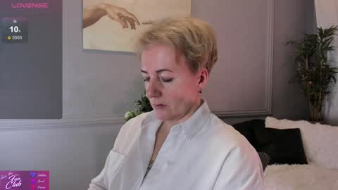 Nika online show from 01-18-25, 09:02