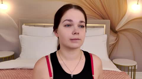 Snapshot of nikaflowers chatting on 09-17-25, 02:13 Nika online show from 09-17-25, 02:13