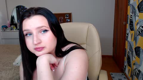 Snapshot of nikaking22 chatting on 12-19-24, 09:06 nikaking22 online show from 12-19-24, 09:06