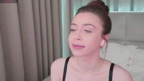 Nika online show from 04-24-26, 10:12