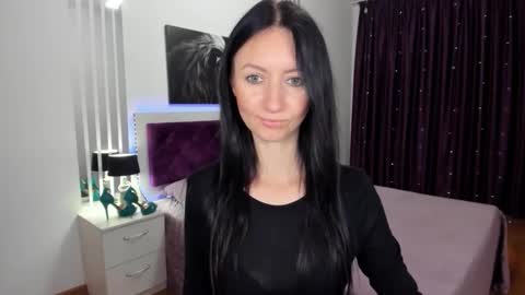 NikaLewis online show from 10-02-25, 04:41