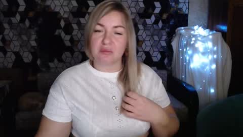 Nika online show from 01-14-26, 07:52