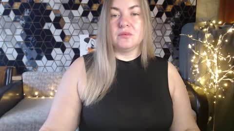 Nika online show from 03-19-26, 05:00