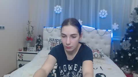Snapshot of nikastarkk chatting on 12-19-24, 07:29 nikastarkk online show from 12-19-24, 07:29