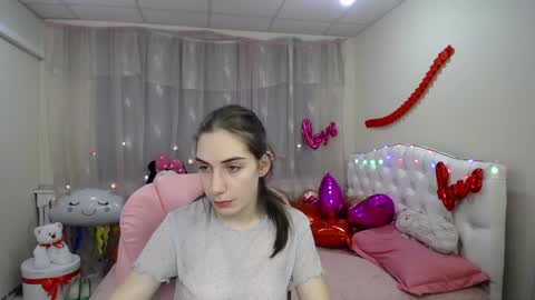 Snapshot of nikastarkk chatting on 02-03-25, 10:21 nikastarkk online show from 02-03-25, 10:21