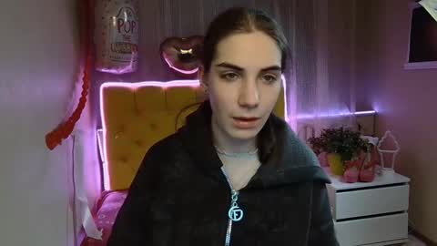 Snapshot of nikastarkk chatting on 03-04-25, 11:11 nikastarkk online show from 03-04-25, 11:11