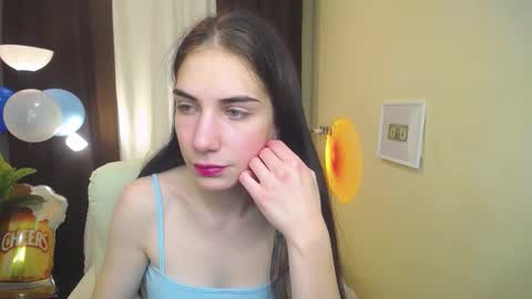 Snapshot of nikastarkk chatting on 09-23-25, 06:27 nikastarkk online show from 09-23-25, 06:27