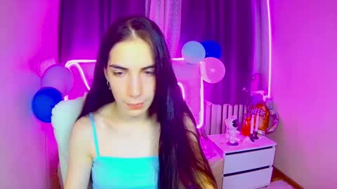 Snapshot of nikastarkk chatting on 09-26-25, 06:28 nikastarkk online show from 09-26-25, 06:28