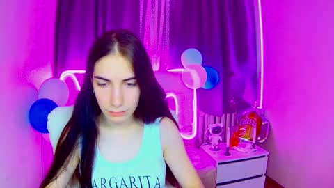 Snapshot of nikastarkk chatting on 10-03-25, 07:27 nikastarkk online show from 10-03-25, 07:27