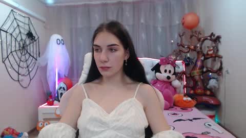 Snapshot of nikastarkk chatting on 10-28-25, 07:49 nikastarkk online show from 10-28-25, 07:49