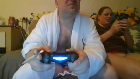 Snapshot of nikeair305 chatting on 02-21-25, 09:00 Brian and Logan Brogan online show from 02-21-25, 09:00