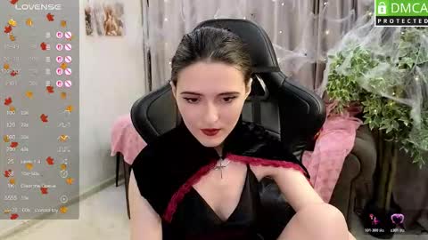 niki_cutes online show from 10-27-25, 08:07