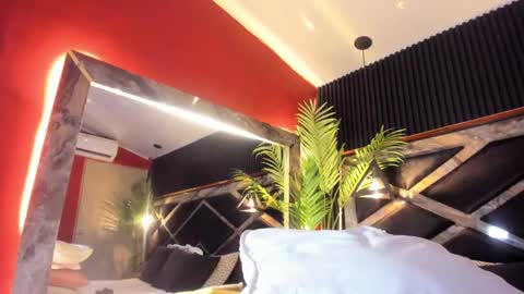 Snapshot of nikii_white chatting on 01-08-25, 03:08 nikii_white online show from 01-08-25, 03:08