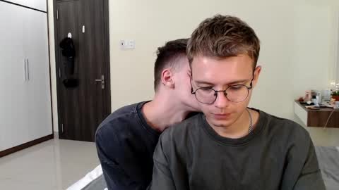 nikikerry_cum_ online show from 04-19-26, 10:47