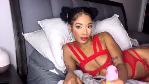 Snapshot of nikitalove104 chatting on 10-05-25, 08:29 nikitalove104 online show from 10-05-25, 08:29