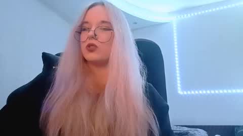 Trax online show from 11-10-25, 10:14