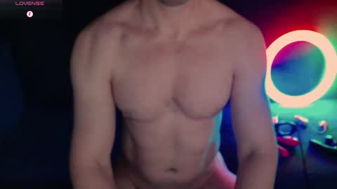 Snapshot of nikitin21 chatting on 05-21-26, 12:39 Sasha online show from 05-21-26, 12:39