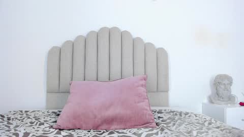 NIkki Angel online show from 01-31-25, 11:03