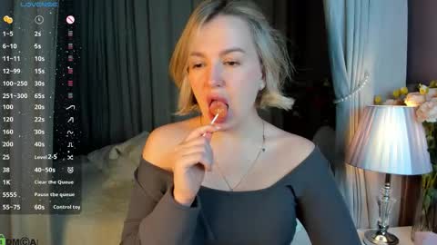 Nikki online show from 09-15-25, 12:21