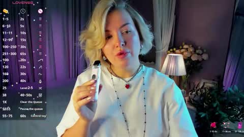 Nikki online show from 12-15-25, 12:59