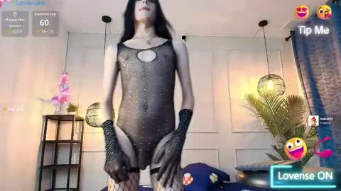 Snapshot of nikki_vesper chatting on 05-23-26, 03:56 nikki_vesper online show from 05-23-26, 03:56