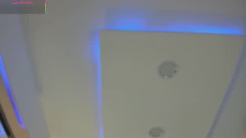 Nikki  online show from 03-10-25, 04:38