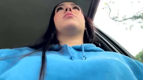 Nikki  online show from 10-12-25, 01:32