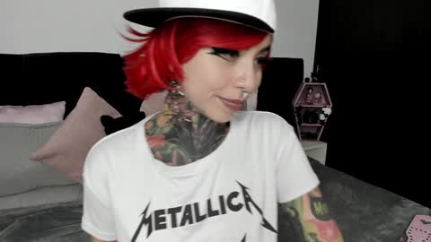 Nikki Ramone   online show from 12-20-24, 03:21