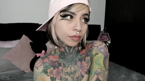 Nikki Ramone   online show from 12-21-24, 04:03