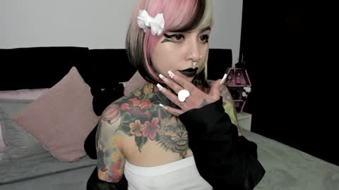 Nikki Ramone   online show from 01-28-25, 03:04