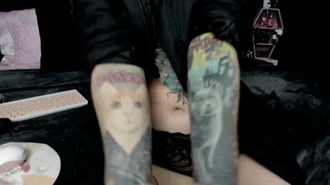 Nikki Ramone   online show from 02-15-25, 08:11