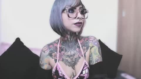 Nikki Ramone   online show from 09-19-25, 10:38