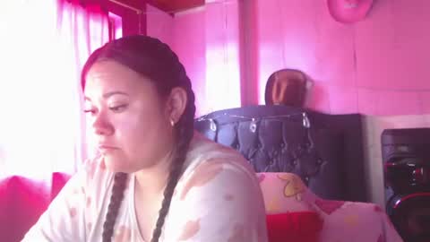 Snapshot of nikkirous_ chatting on 07-24-26, 04:05 Nikkirous online show from 07-24-26, 04:05