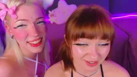 Snapshot of nikkisilk chatting on 06-08-26, 07:25 Stassy Krissy Aria Lina online show from 06-08-26, 07:25