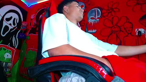 Nikki online show from 04-21-26, 02:51