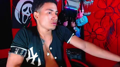 Nikki online show from 04-25-26, 12:57